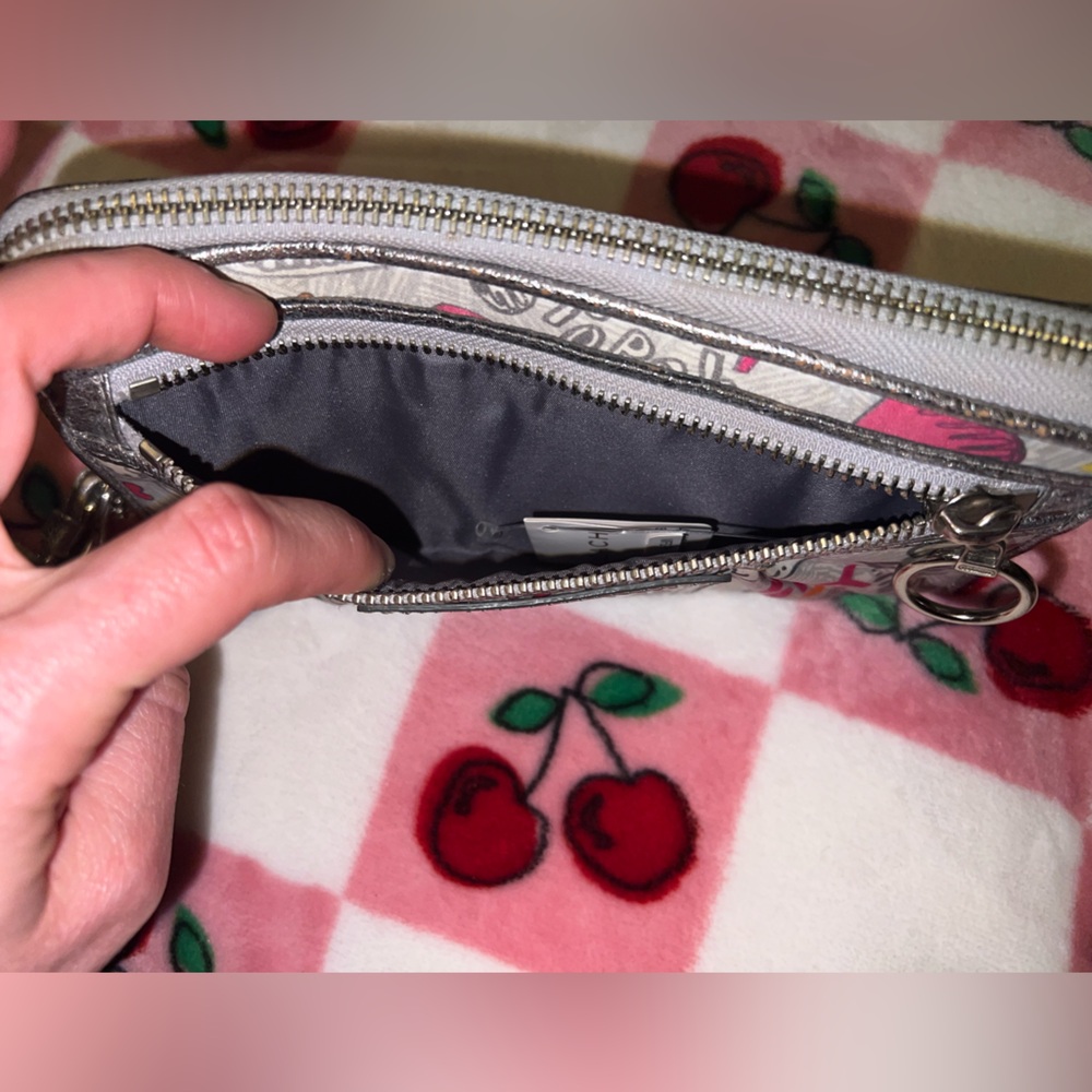 Coach Poppy Butterfly Bandana Metallic Silver Graffiti Wristlet Wallet Y2K 🦋 - Picture 2 of 16